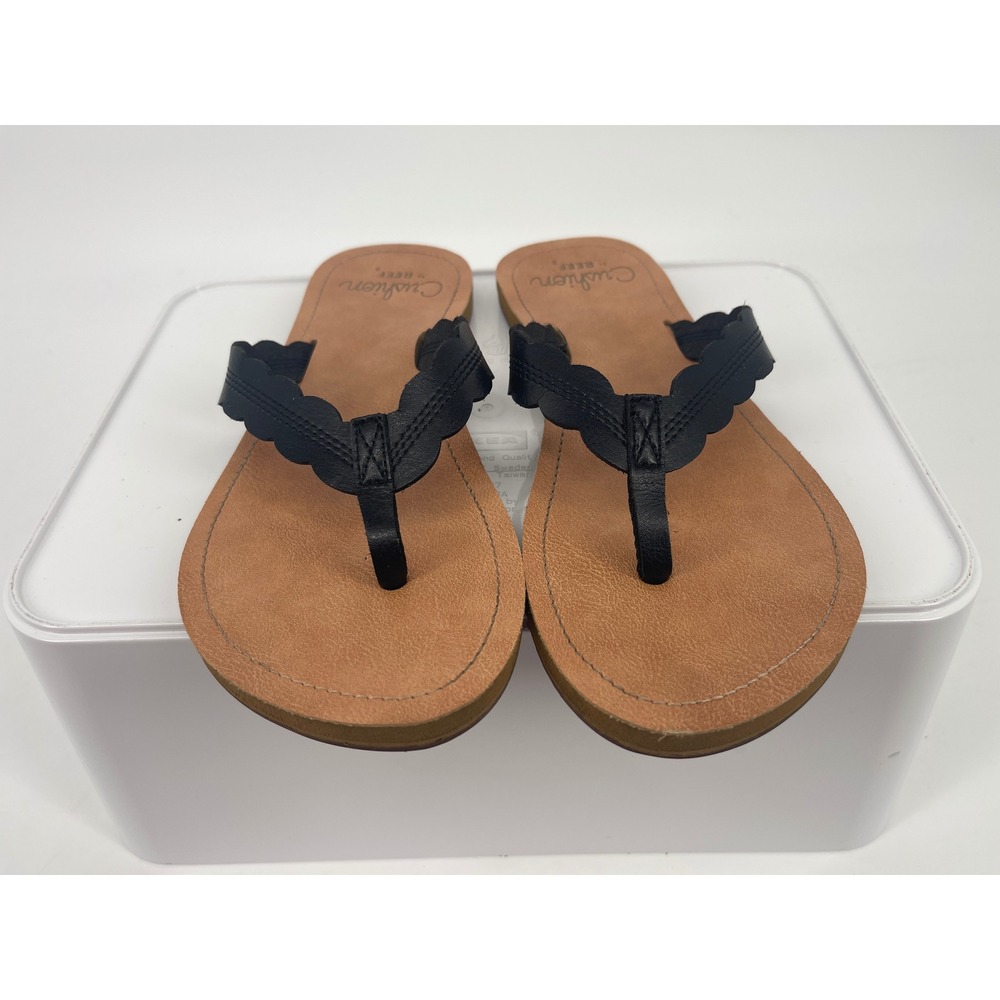 Reef Cushion Court Sandals Womens 8 Black Scalloped Flip Flops Comfort Beach